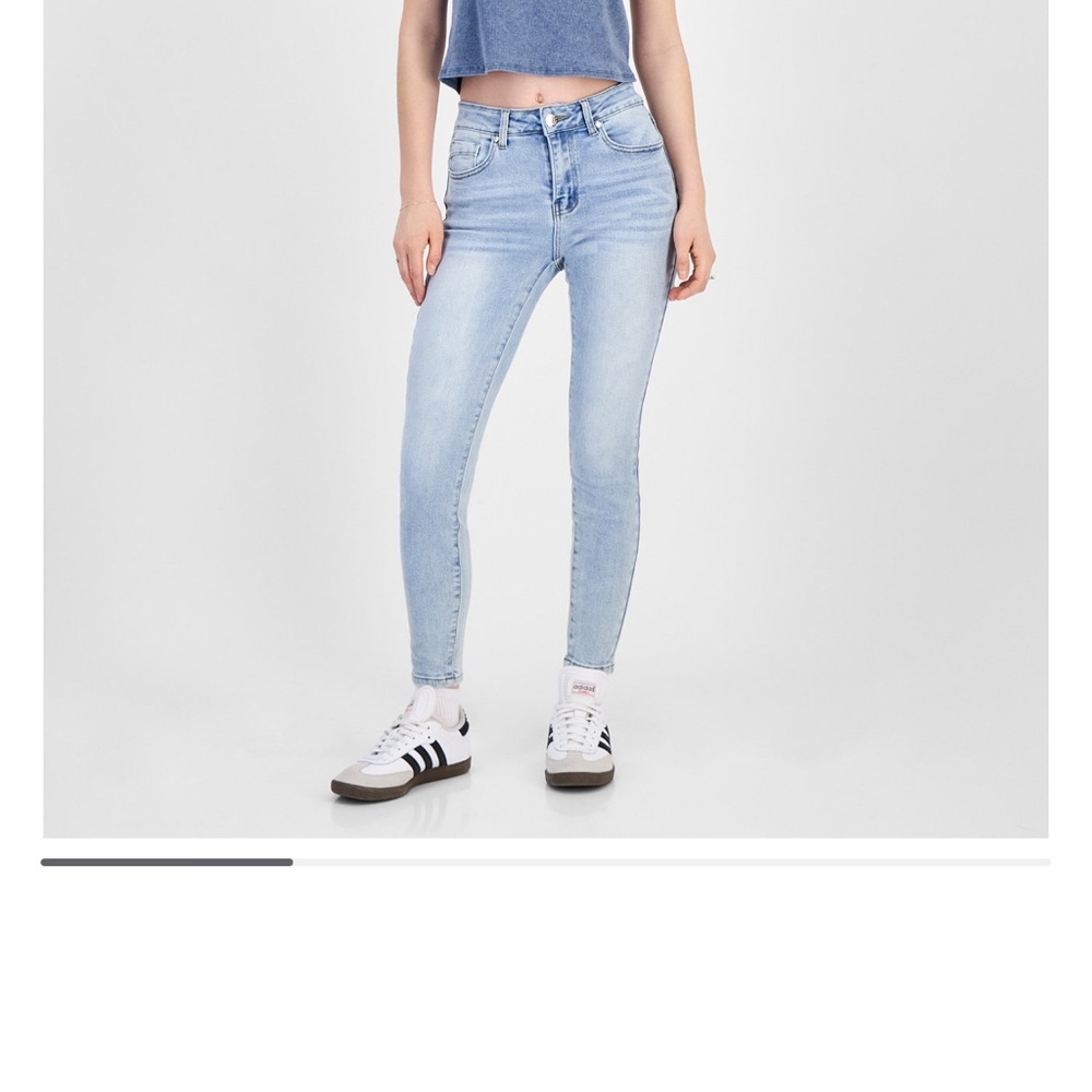 GOGO Women's Light Blue Skinny Jeans